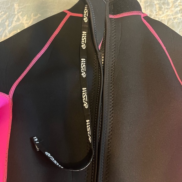 Women’s full length wetsuit size small. - Picture 4 of 6